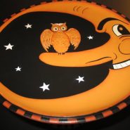 A New Halloween Cake Stand